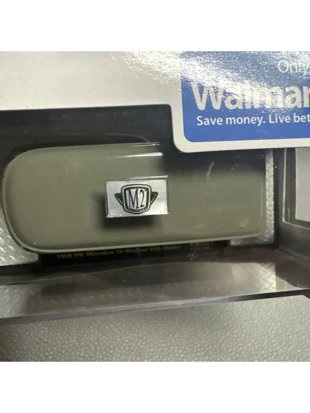 M2 Machines Auto-Thentics 1958 VW Microbus 15 Window USA Model VWS01 Walmart